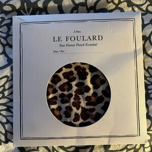 Le Foulard Leopard Print Scarf